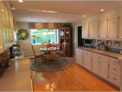 17 Meadowvale Rd, Burlington, MA 01803 - photo 4