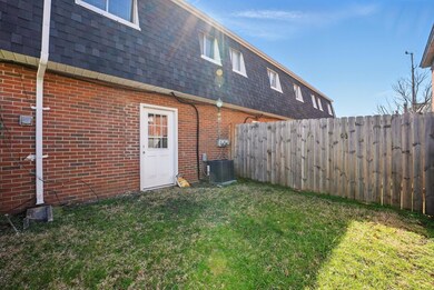 8-web-or-mls-1190-1196-e-long-st