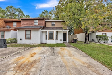 4302 Melissa Ct W, Jacksonville, FL 32210 - photo 4