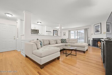 76 Maple Tree Ave unit 3, Stamford, CT 06906 - photo 2