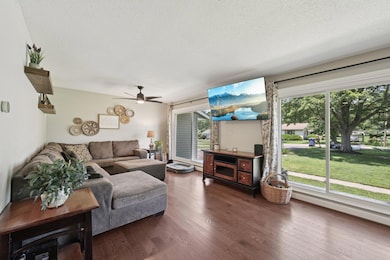 14-web-or-mls-Oakland Blvd NE-1206-014