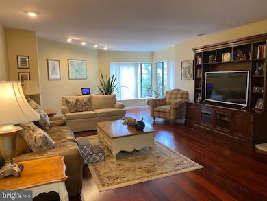 Towers Condominiums unit 305B, Baltimore, MD 21209 - photo 4