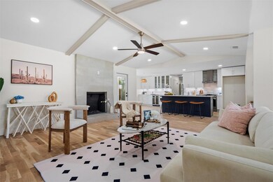 6134 Glennox Ln, Dallas, TX 75214 - photo 7