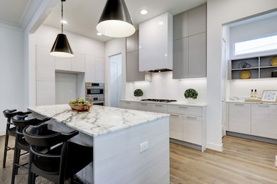 1707 Maravilla Dr, Houston, TX 77055 - photo 5