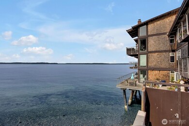 ~faces the Sound and Mountains not the shore