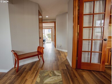 2715 NE Elliott Ave, Gresham, OR 97030 - photo 7