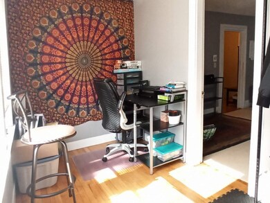 77 Pine St unit 2, Swampscott, MA 01907 - photo 4