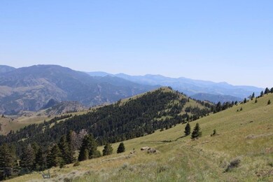 View of mountain feature