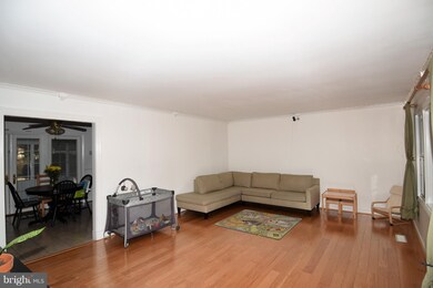 12609 Millstream Dr, Bowie, MD 20715 - photo 3