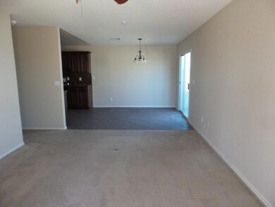 812 Desert Cactus Dr, Horizon City, TX 79928 - photo 4