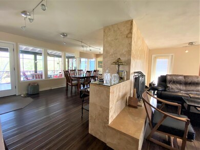 822 Edgewood