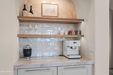 10947 E Sutherland Way, Scottsdale, AZ 85262 - photo 3