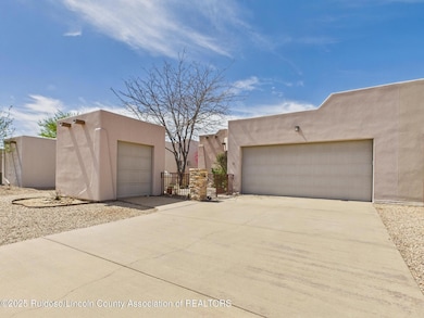 CAM03749G0-PR0034-STILL054