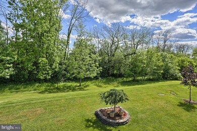 109 Arbor Dr, Myerstown, PA 17067 - photo 2