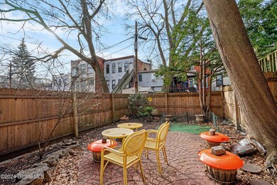 198 Lancaster St, Albany, NY 12210 - photo 5