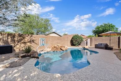 21808 N 48th Place, Phoenix, AZ 85054 - photo 2