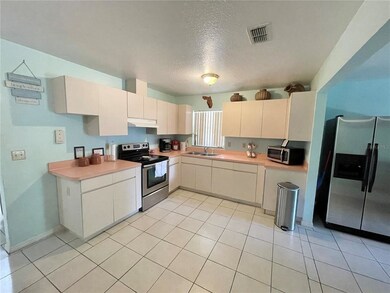 906 Hart St, Clearwater, FL 33755 - photo 6