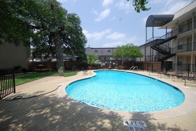 The Pointe unit 11, Austin, TX 78705 - photo 5