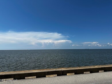 702 Saint Mary St, Pascagoula, MS 39581 - photo 4