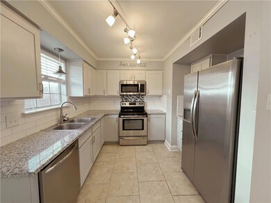 733 Heavens Dr unit 2, Mandeville, LA 70471 - photo 6