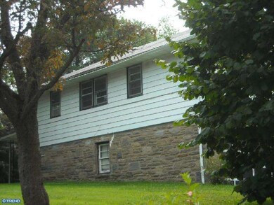 7757 Clements Rd, Wyncote, PA 19095 - photo 2