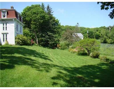 Yard/Garden.