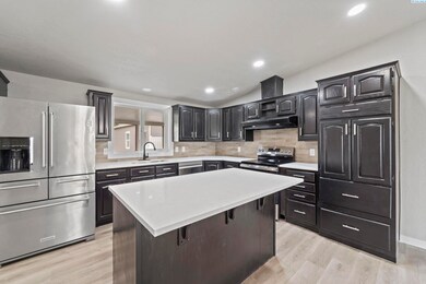 1622 S Dennis Place, Kennewick, WA 99337 - photo 2