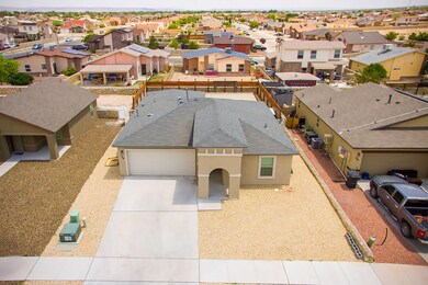 716 Villa Romero Dr, Horizon City, TX 79928 - photo 3