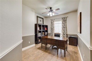 512 NW 193rd St, Edmond, OK 73012 - photo 5