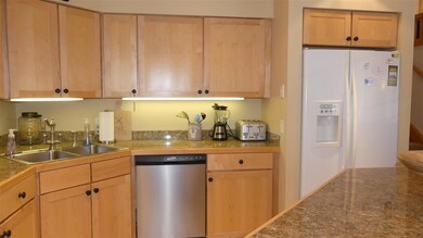 13 Queen Anne's Way, West Dover, VT 05356 - photo 5