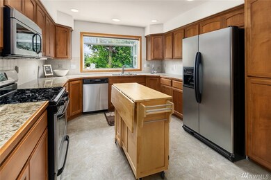 930 N 198th St, Shoreline, WA 98133 - photo 6