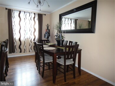 2875 Tremont St, Philadelphia, PA 19136 - photo 5