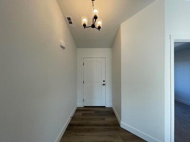 2108 W 5th St, Grandview, WA 98930 - photo 2