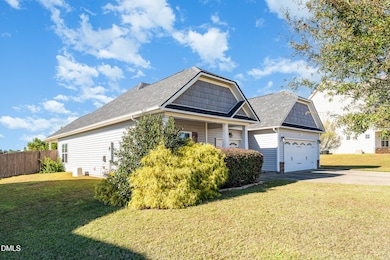 003_dsc08062-edit_375