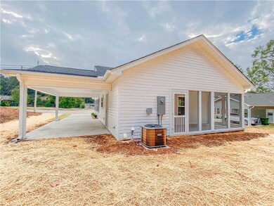 1217 N Catherine St, Walhalla, SC 29691 - photo 5