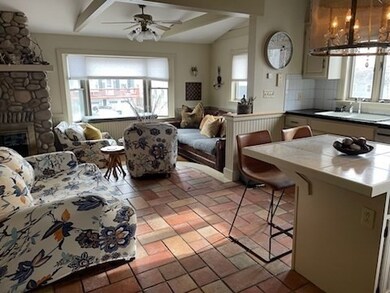 24 Pond St, Marblehead, MA 01945 - photo 6