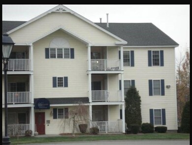 Crosswoods Path Condominium unit 31, MerriMacK, NH 03054 - photo 7