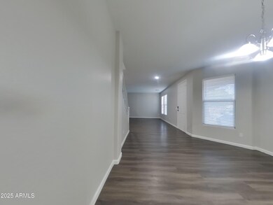 26011 N Sandstone Way, Surprise, AZ 85387 - photo 4