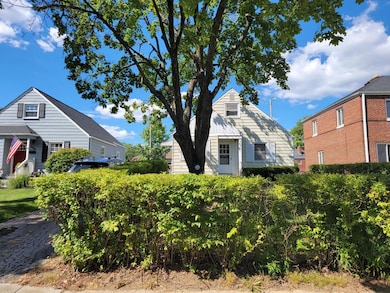 594 Chatham Rd, Columbus, OH 43214 - photo 3