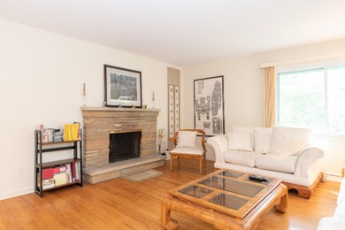 3214 Winchell-7