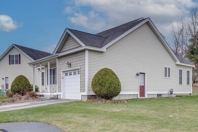 27 Stearns Ln, MerriMacK, NH 03054 - photo 3