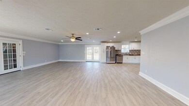 2702 Phillips Ln, Texarkana, TX 75501 - photo 3