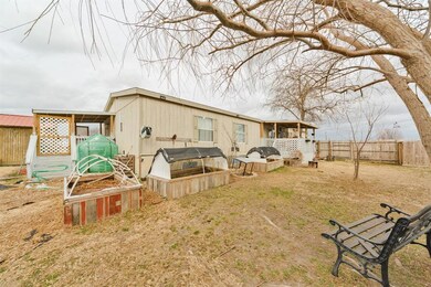 182 Private Road 4440, Rhome, TX 76078 - photo 2