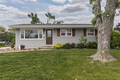 1700 Highview Dr, Marion, IA 52302 - photo 2