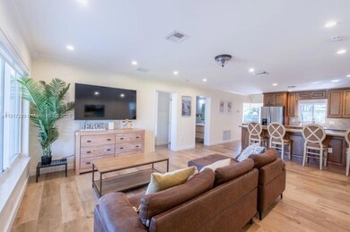 236 NE 1st St, Dania, FL 33004 - photo 4