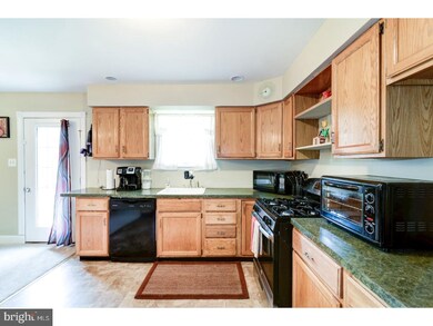 418 E Franklin Ave, West Berlin, NJ 08091 - photo 5