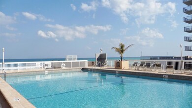 The Patrician unit 328, Palm Beach, FL 33480 - photo 3