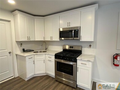 41 Paul St unit B, Fords, NJ 08863 - photo 3