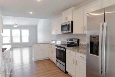 Villas Kitchen (2)
