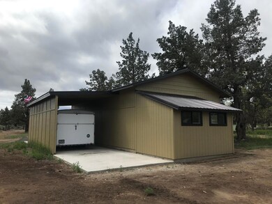 22980 Mcgrath Rd, Bend, OR 97701 - photo 7